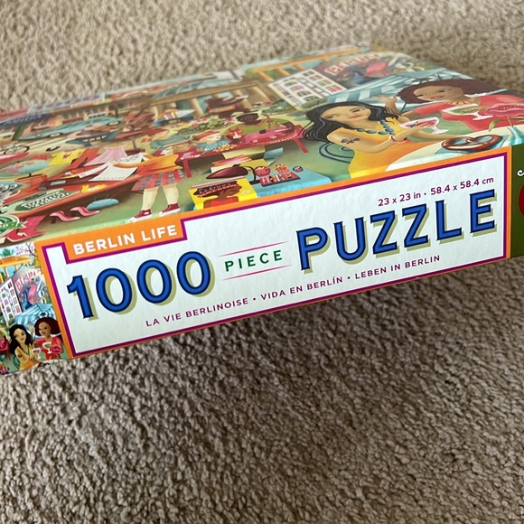 Eeboo Piece and Love Berlin Life puzzle - Picture 2 of 5